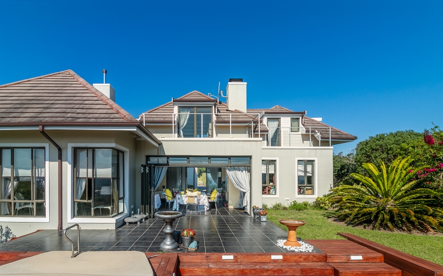 4 Bedroom Property for Sale in Pezula Golf Estate Western Cape